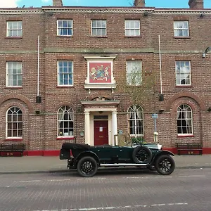 Bed & Breakfast The Londesborough Arms Bar With En-suite
